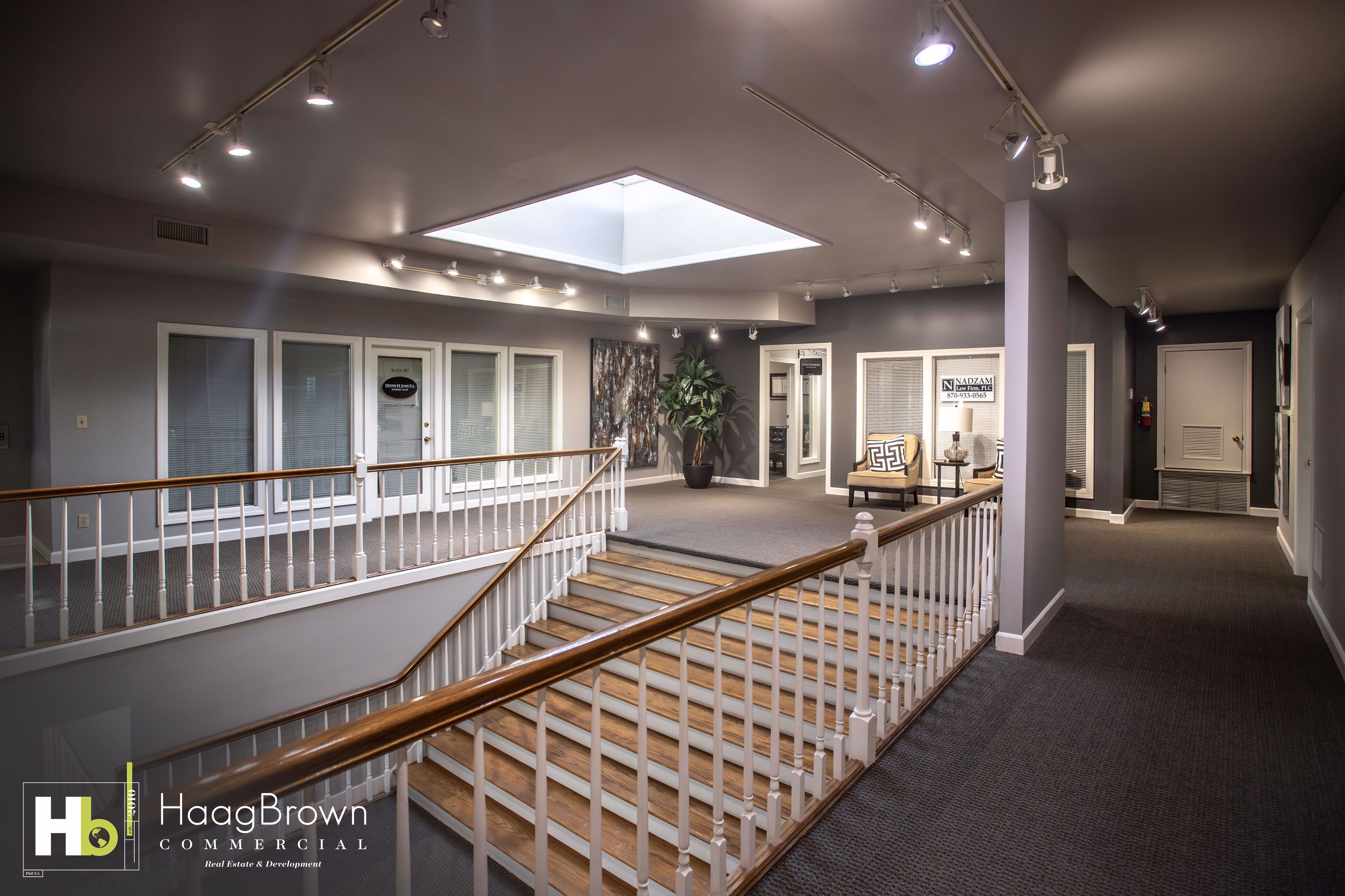 624 Main Interior 2 copy.jpg